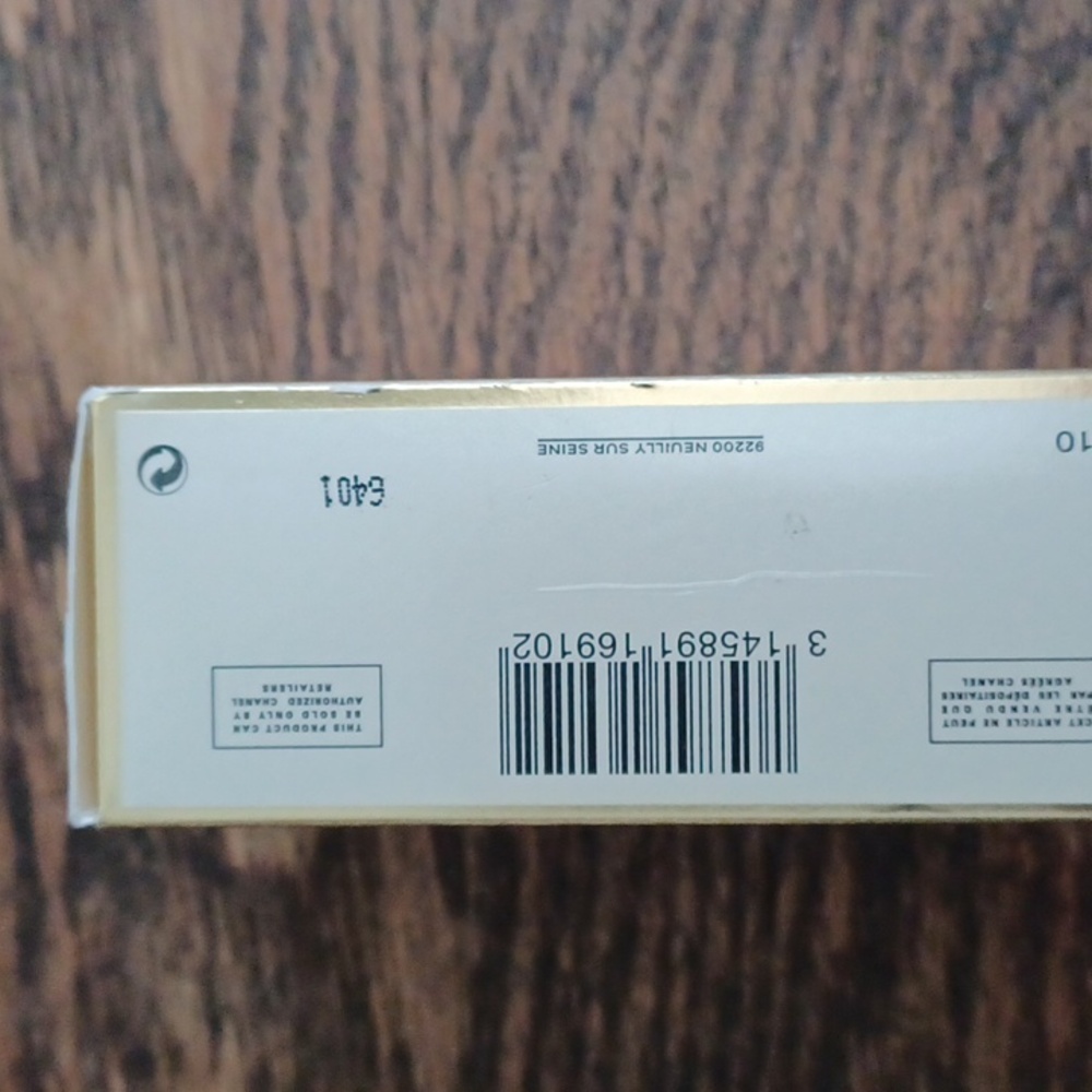 Chanel Coco Mademoiselle Fresh Bath Soap - White - Picture 3 of 5